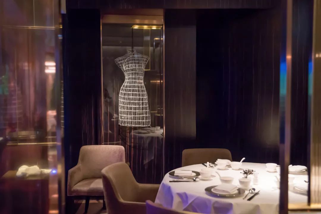 住进香港“最骚气”的酒店：香港W酒店