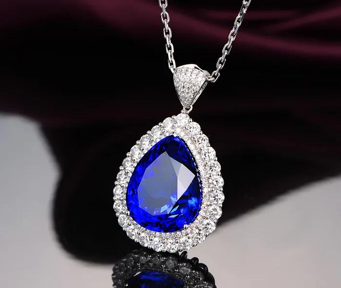 老人意外发现价值160万石头,男人发现一块巨石值10亿