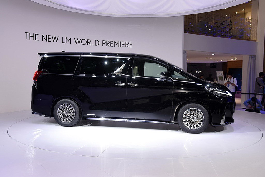 雷克萨斯LM正式上市售价116.6万起推两款车型