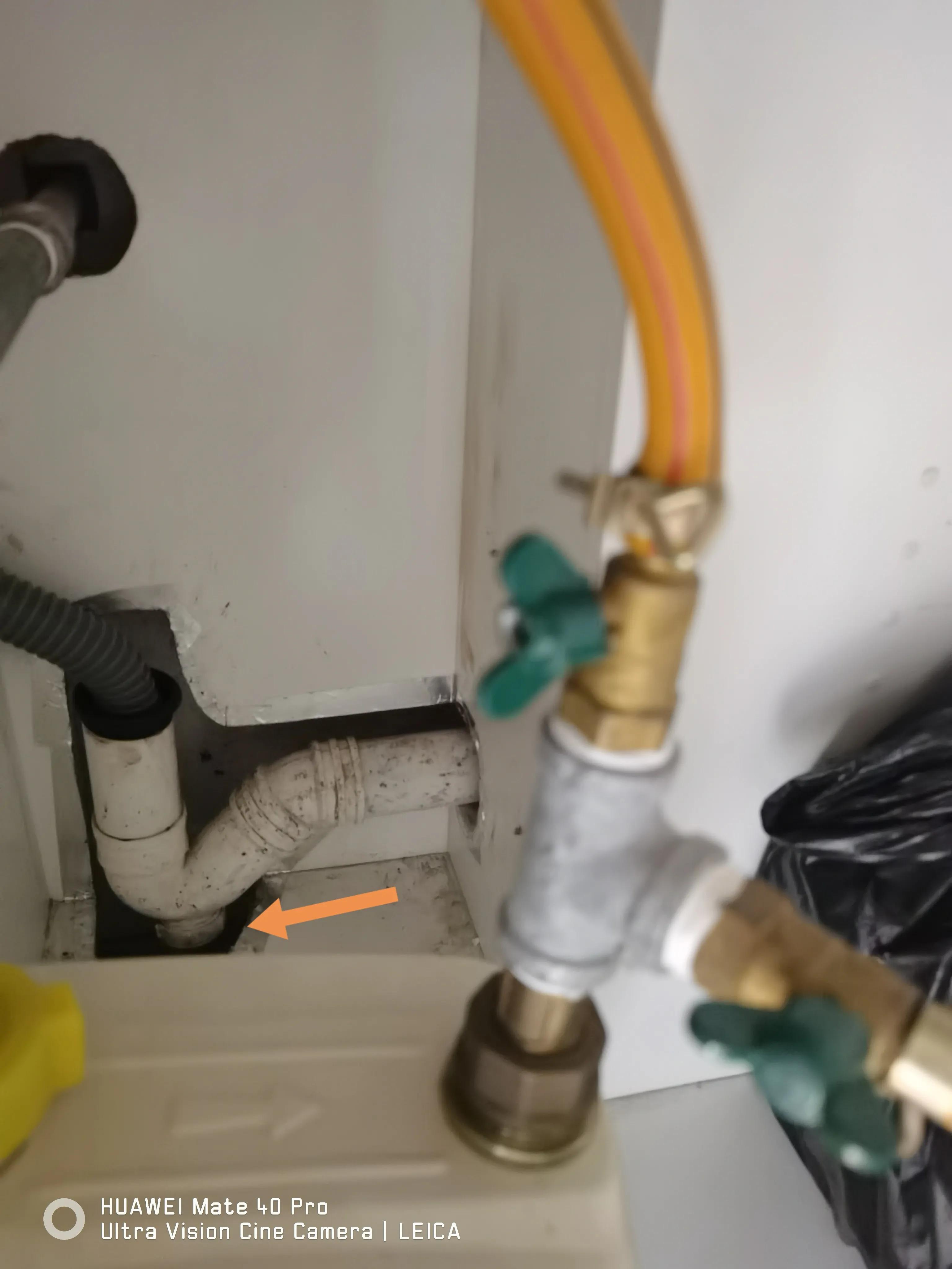 就是不服啊!终于赢了!年三十晚上苦战下水道堵住问题