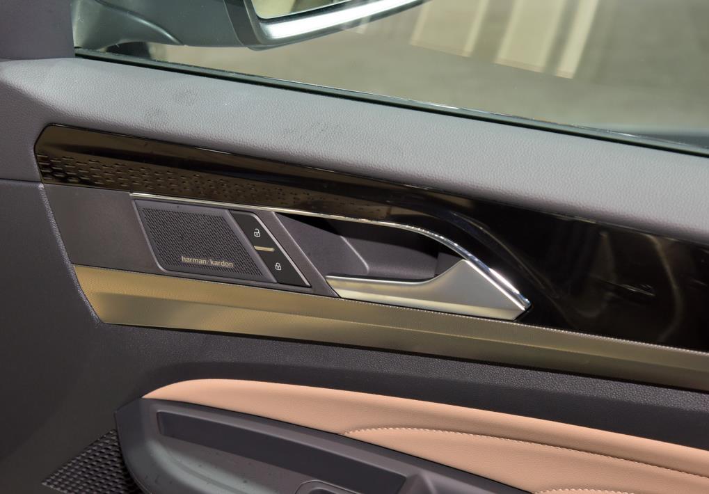 新款帕萨特选装丹拿多少钱,帕萨特2022款改丹拿音响多少钱