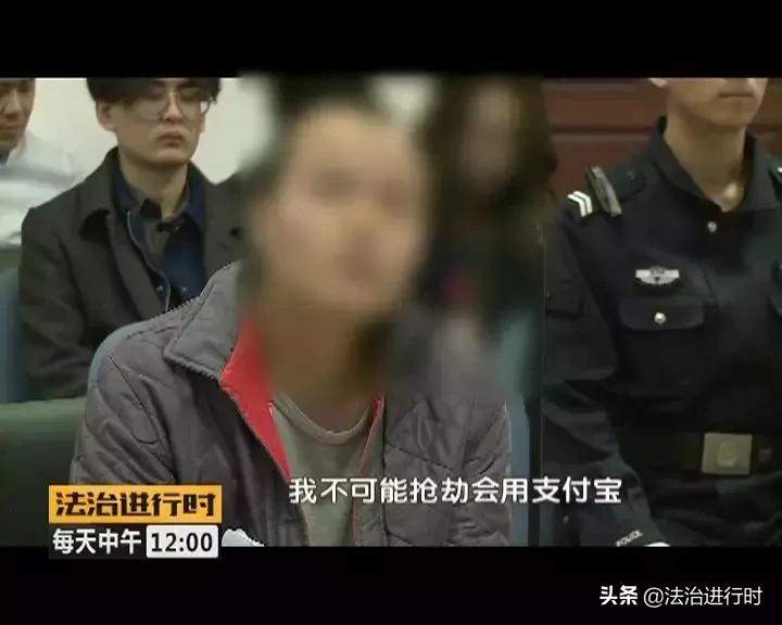 入室抢劫被监控拍到,入室抢劫监控拍下全过程电影