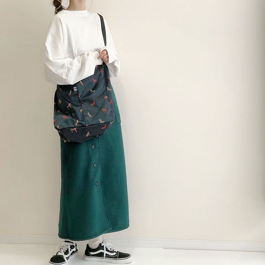 亚洲女性穿着,穿vans的女孩就是神一样的存在