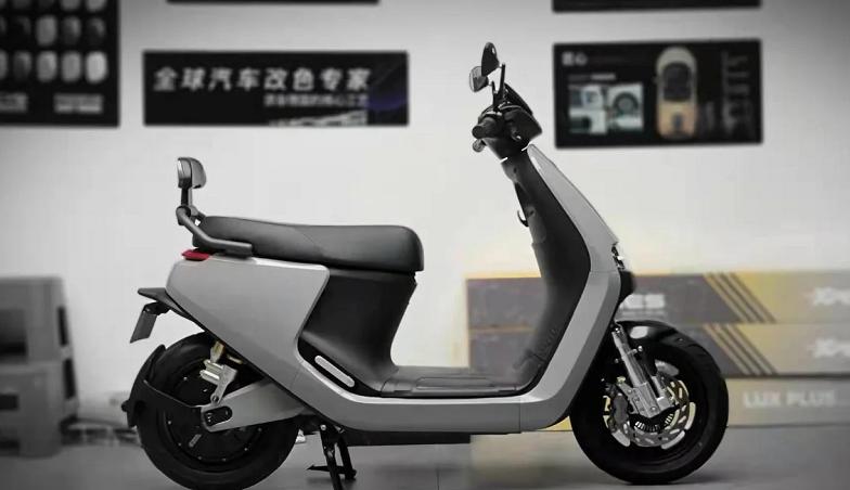 小牛对比九号电动车哪个性价比高,小牛跟九号谁更出名