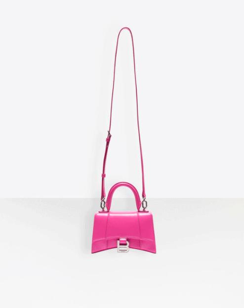 巴黎世家七夕情人节限定 (巴黎世家七夕限定设计)