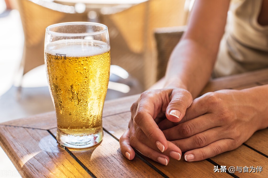 买啤酒看什么执行标准,买啤酒注意什么