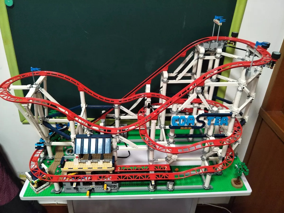 乐高巨型跳楼机,乐高跳楼机机器人