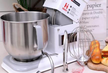 新手烘焙入门厨师机,烘焙新手适合买厨师机吗