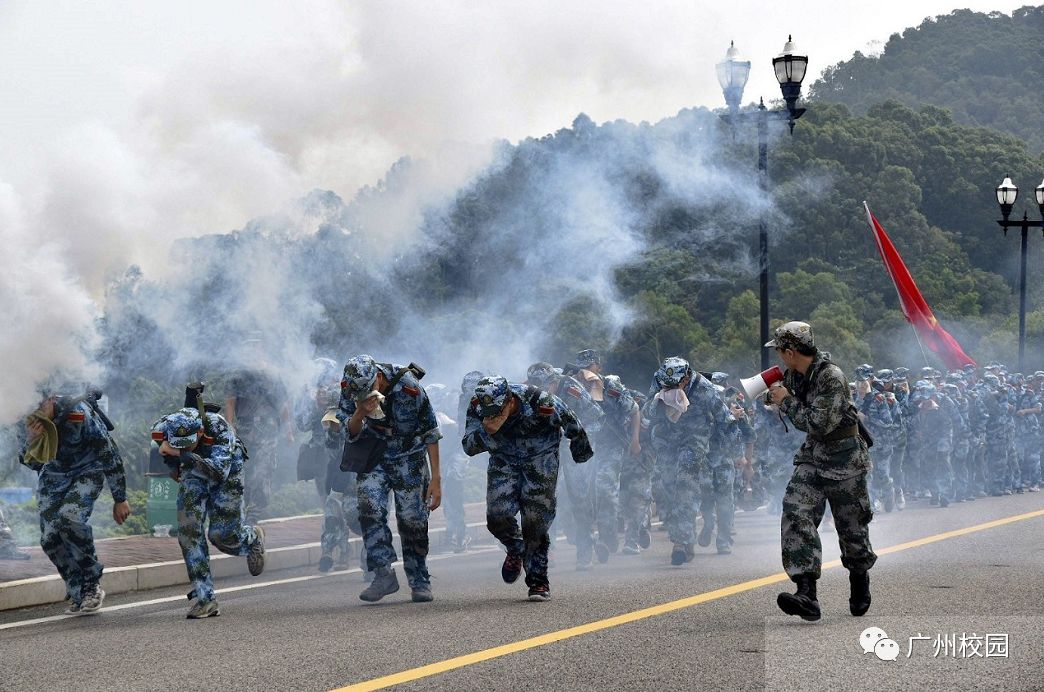 真人cs穿越到真实战场,真人cs镭战军训