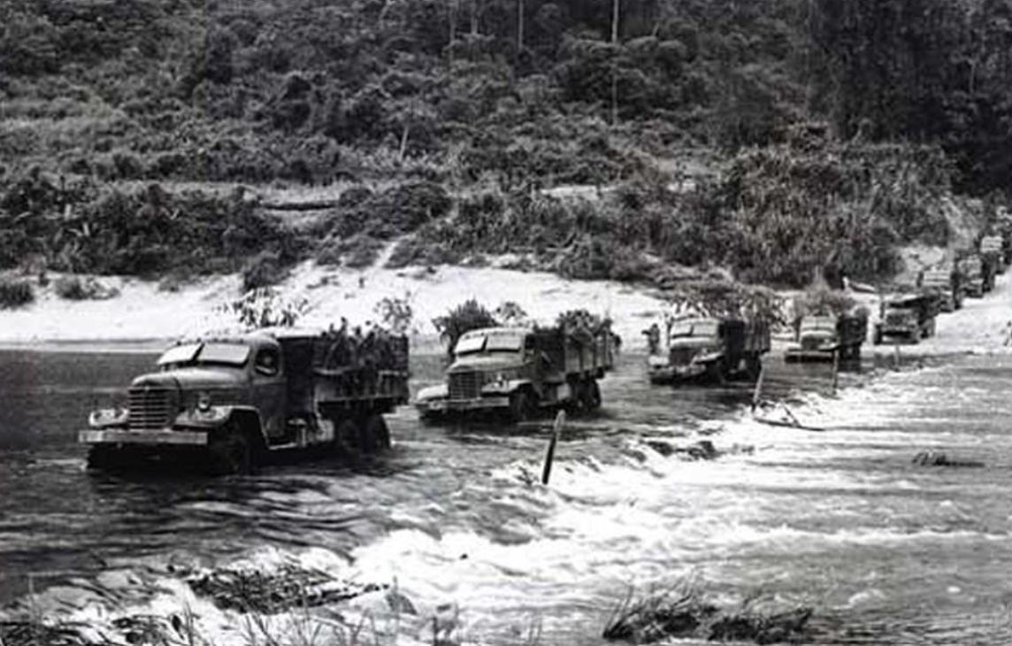 胡志明上门求援，毛主席：你来自越南，我在湖南，咱们一家子