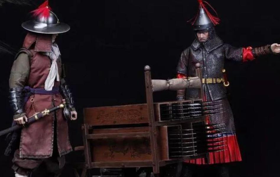 清朝飞碟盔,飞碟盔的历史来历