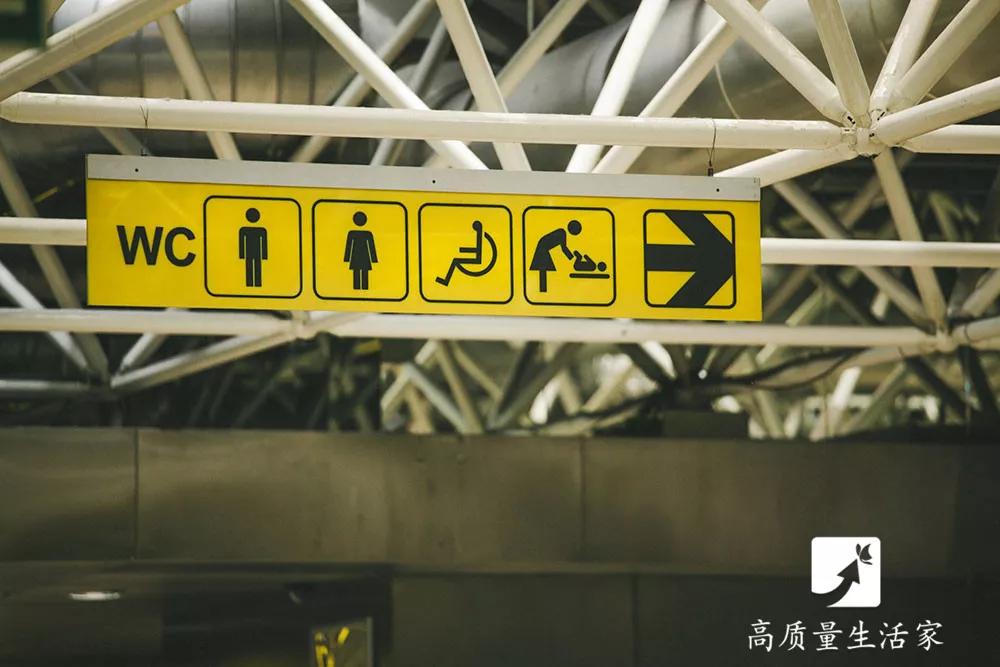 一喝水就尿多和喝水没尿哪个好,喝点水就尿多是肾虚吗