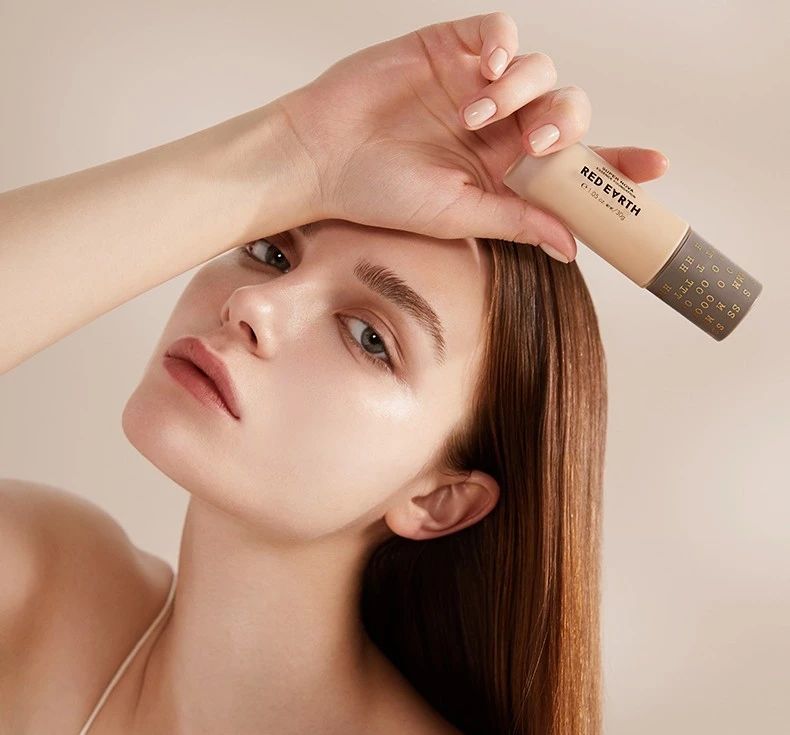 表面光鲜亮丽的时装编辑们，背地里竟然都在买这些？