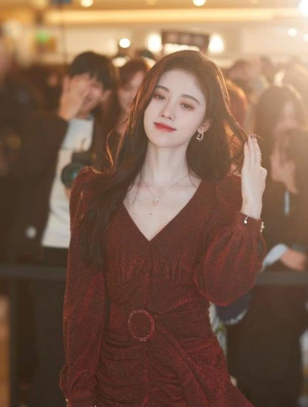 鞠婧祎黑色丝绒长袜,鞠婧祎会不会穿黑色丝袜