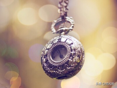 微商发朋友圈软文句子,微商发朋友圈的话幽默