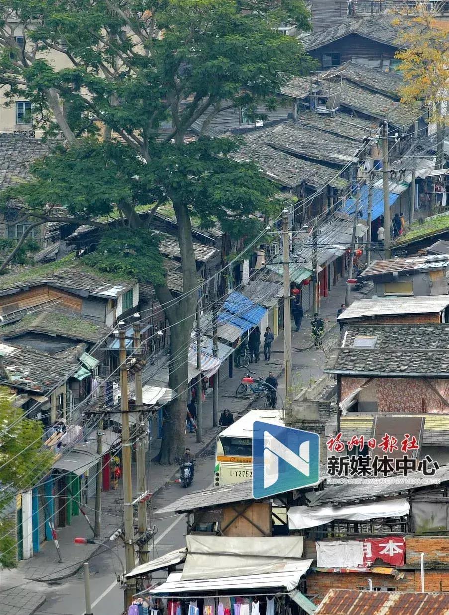 鼓楼网格,临汾鼓楼南大街与南外环十字路口