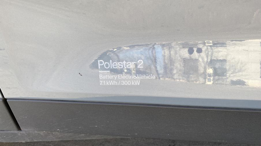 特斯拉新款model3与极星2,特斯拉新款model3和极星2