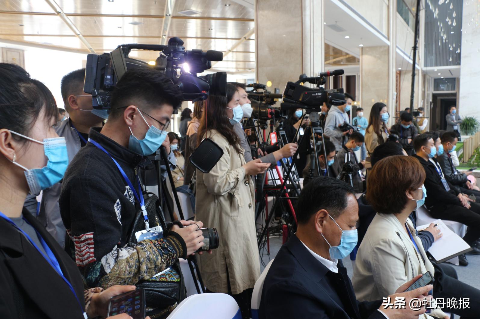 绿地花都国际四期河景豪宅“悬赏”20万元邀您来起名