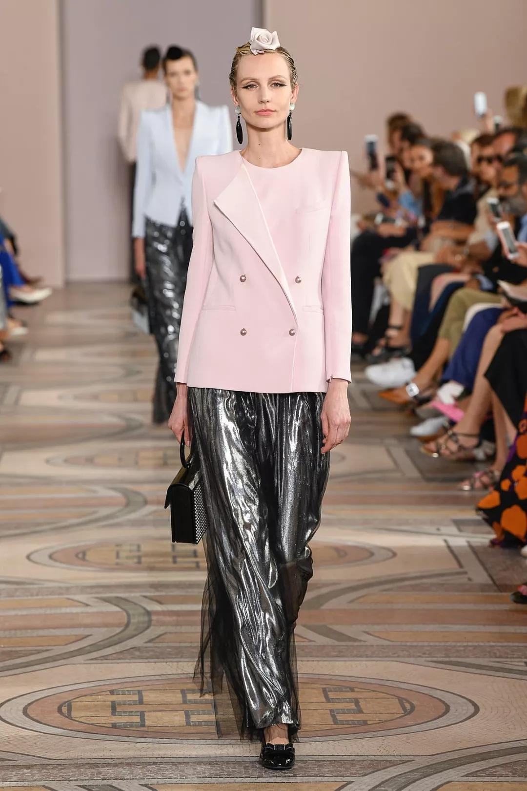 优雅不是炫耀,阿玛尼高定装