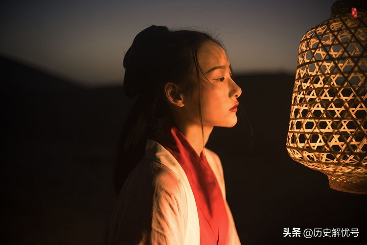 苏轼春梦了无痕,春梦了无痕