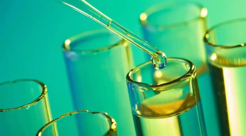 这几样护肤品千万不要买纯智商税,护肤品千万别买十大智商税产品