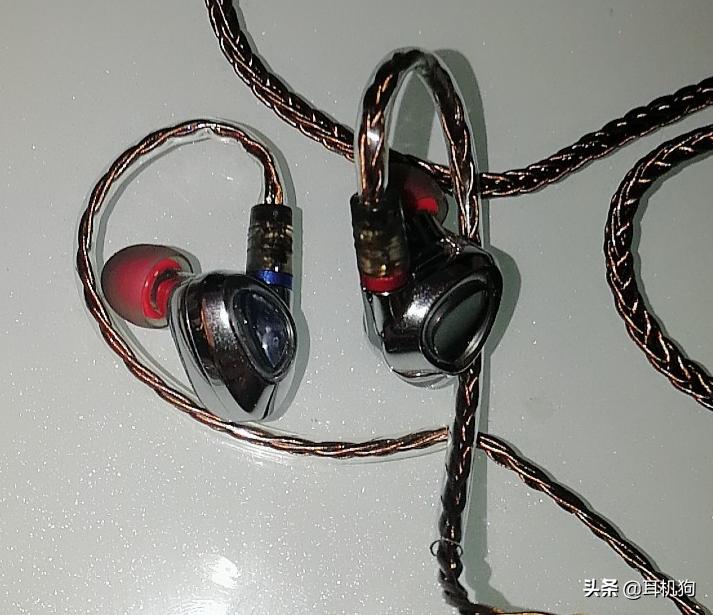 盘点五款不错的不入耳式耳机,顶级发烧级hifi入耳式耳机推荐