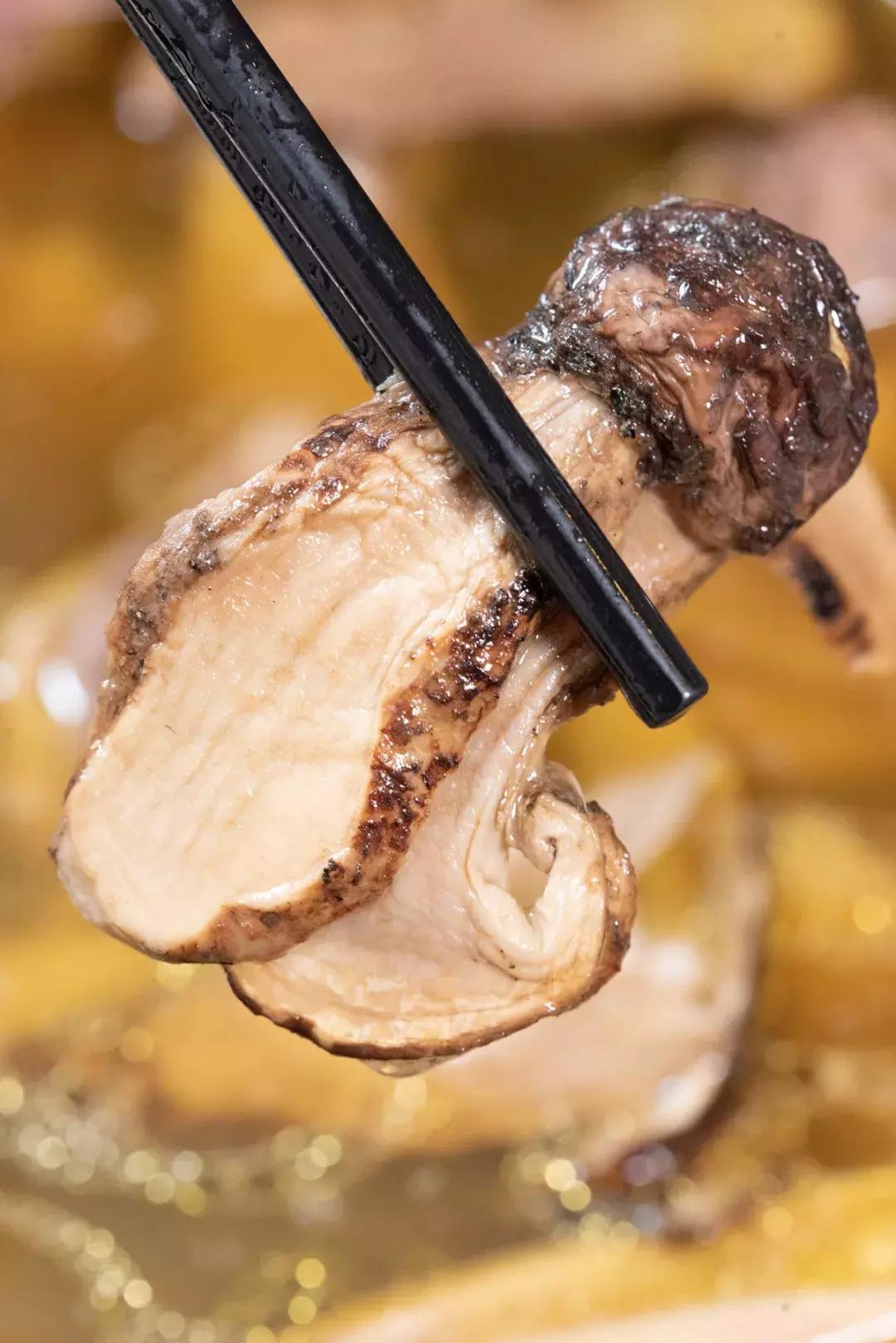 500平米的粤菜馆,粤菜5000元的一桌席菜单