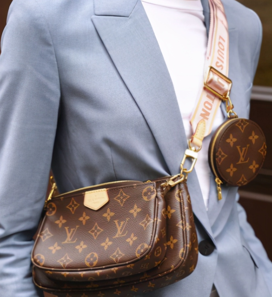 lv麻将包三合一全新,lv麻将包多少欧元