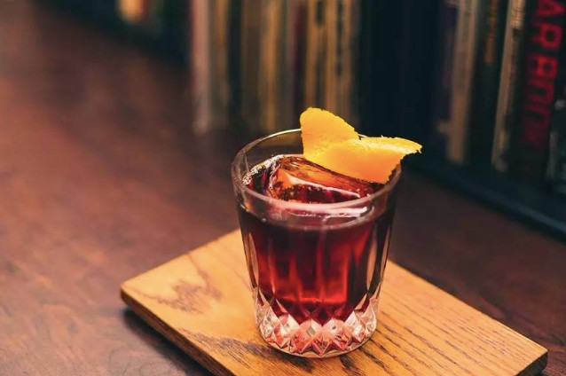 酒吧最出名的鸡尾酒叫什么,酒吧最著名的十款调酒