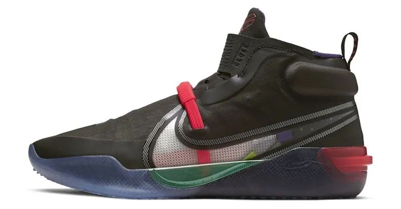 lbj9复刻湖水绿,詹姆斯正代复刻