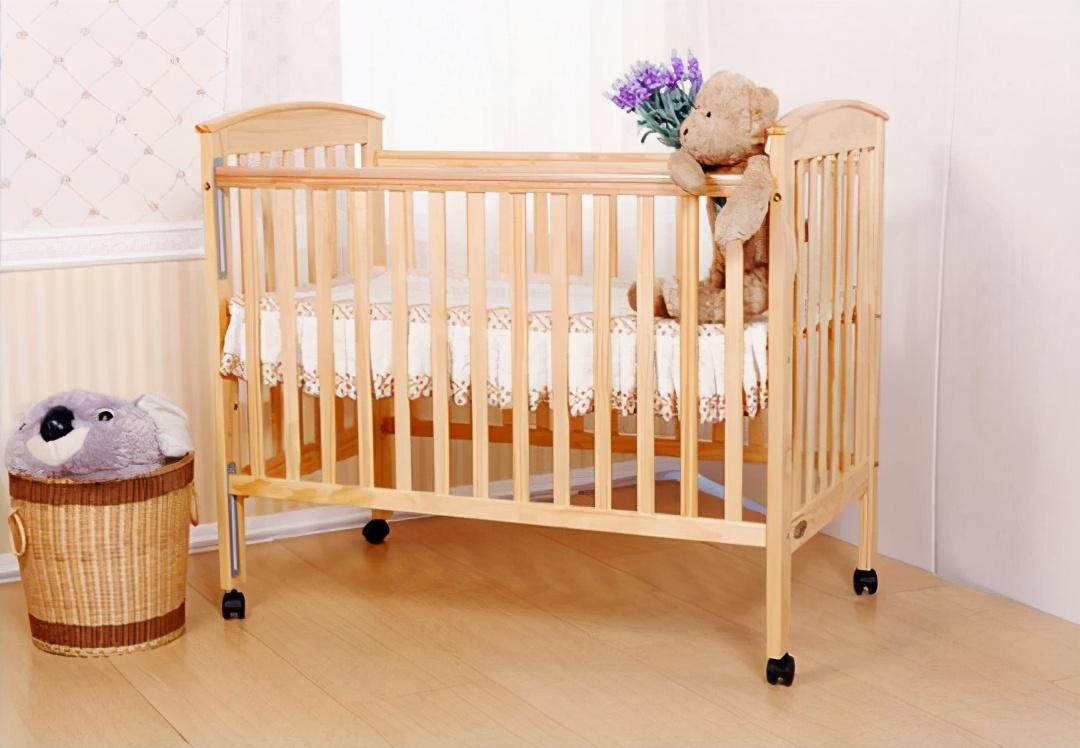 央视不合格婴儿床,有安全隐患的婴儿床