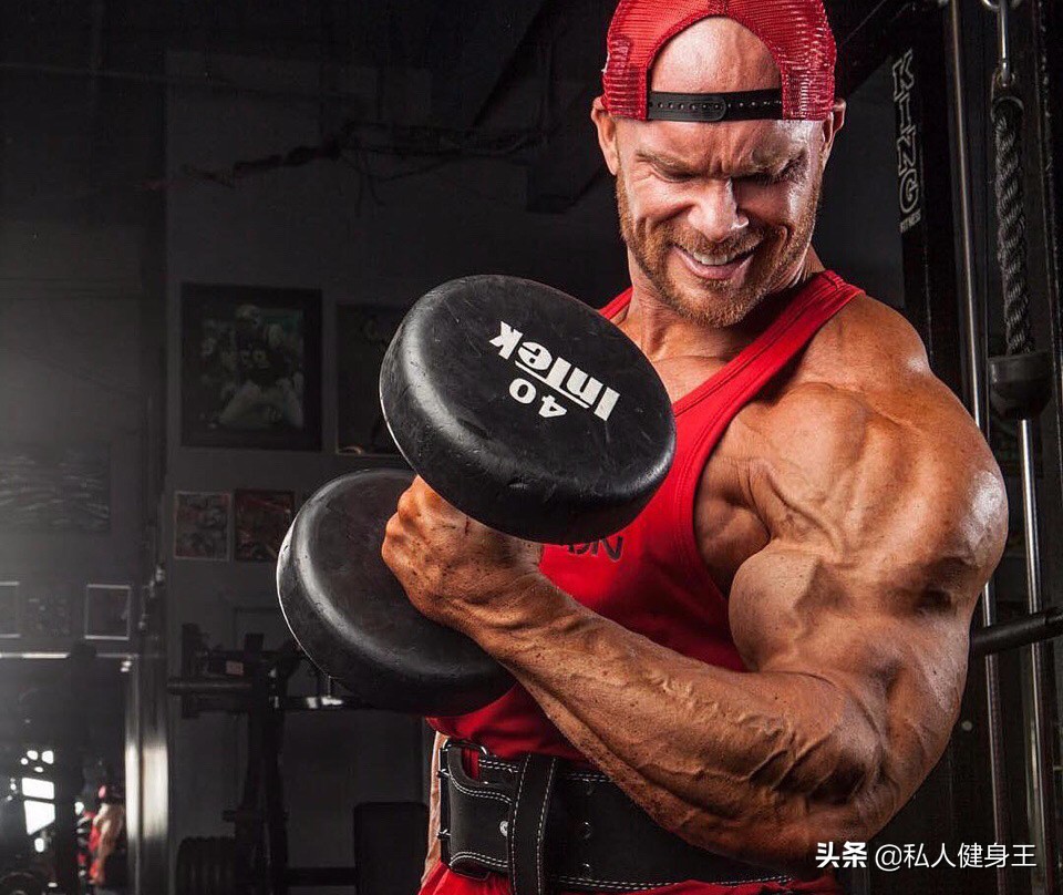如何练大自己的肱二头肌,怎样练好肱二头肌用哑铃