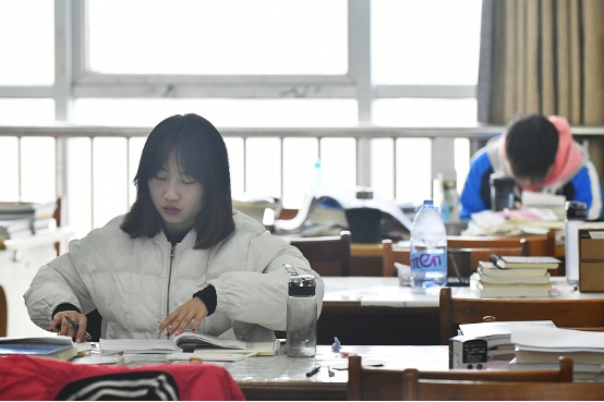 公务员面试培训几万块有必要吗,公务员报大几万的班有必要么