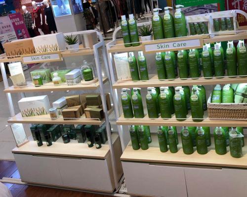 瑷露德玛芦荟紧致滋养水好吗,瑷露德玛芦荟鲜活补水组合使用