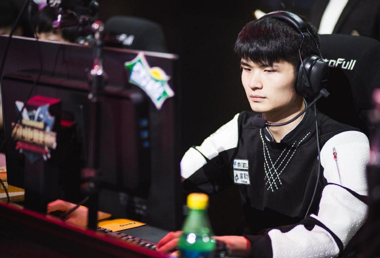 faker直播为什么老被单杀,无状态单杀faker用的哪个英雄