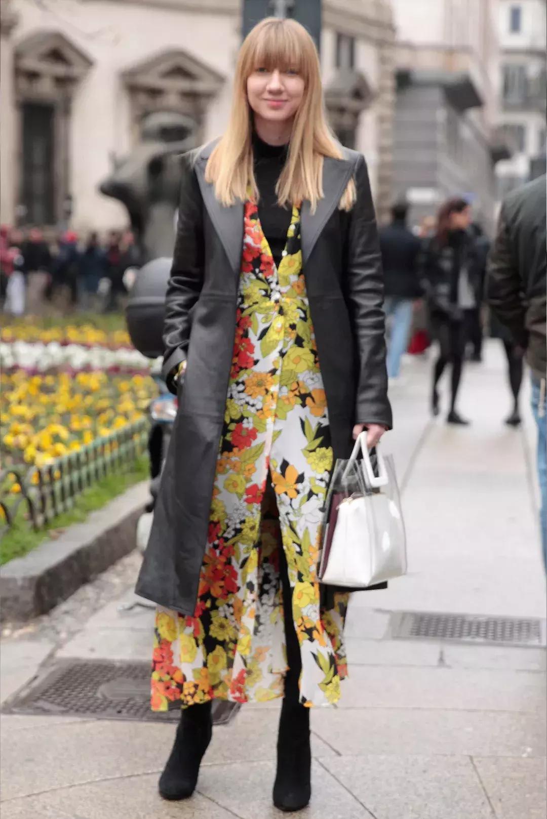 男士黑色羽绒服配什么打底衫,黑羽绒服大衣配什么打底衫