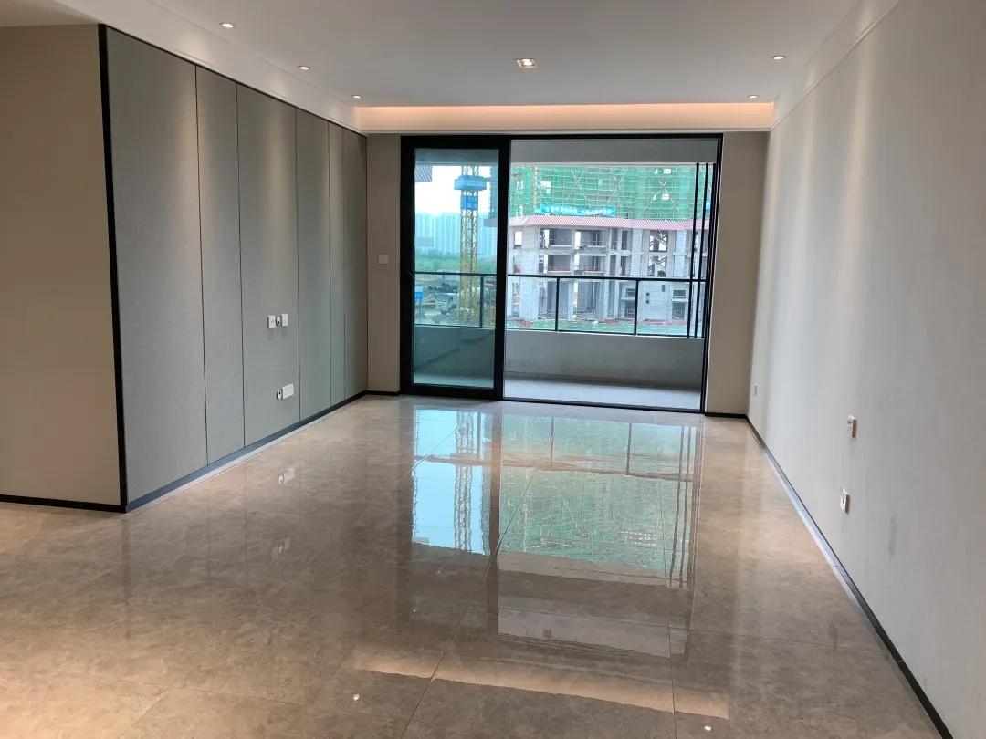 成都东安新城，一场豪赌的盛宴