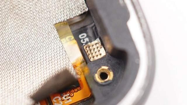 魅族首款智能手表拆解报告，内置艾为AW8896数字智能K音频放大器