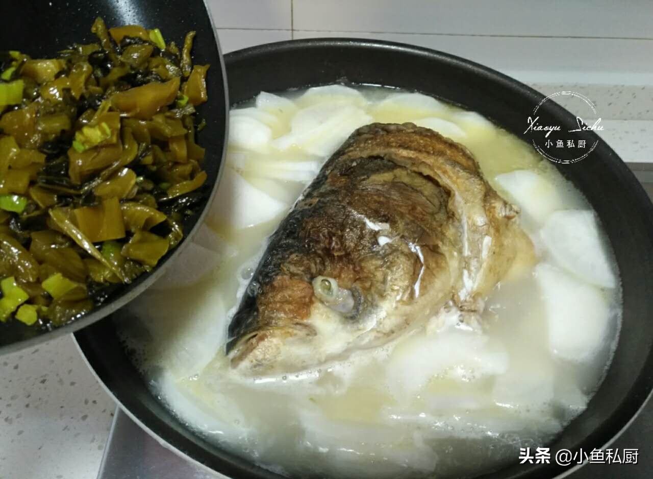 煮鱼汤用开水会腥吗,煮鱼汤为什么要用猪油