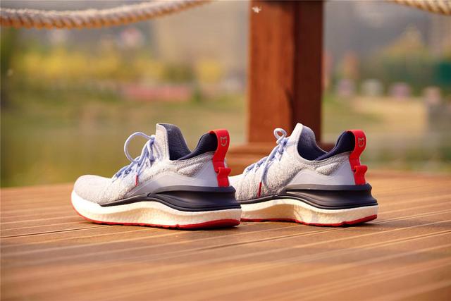 小米跑鞋对比阿迪,小米跑鞋4代39码