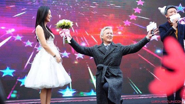 离婚后22年再撕“小三”张庭,自杀未遂的曾哲贞如今怎么样了?