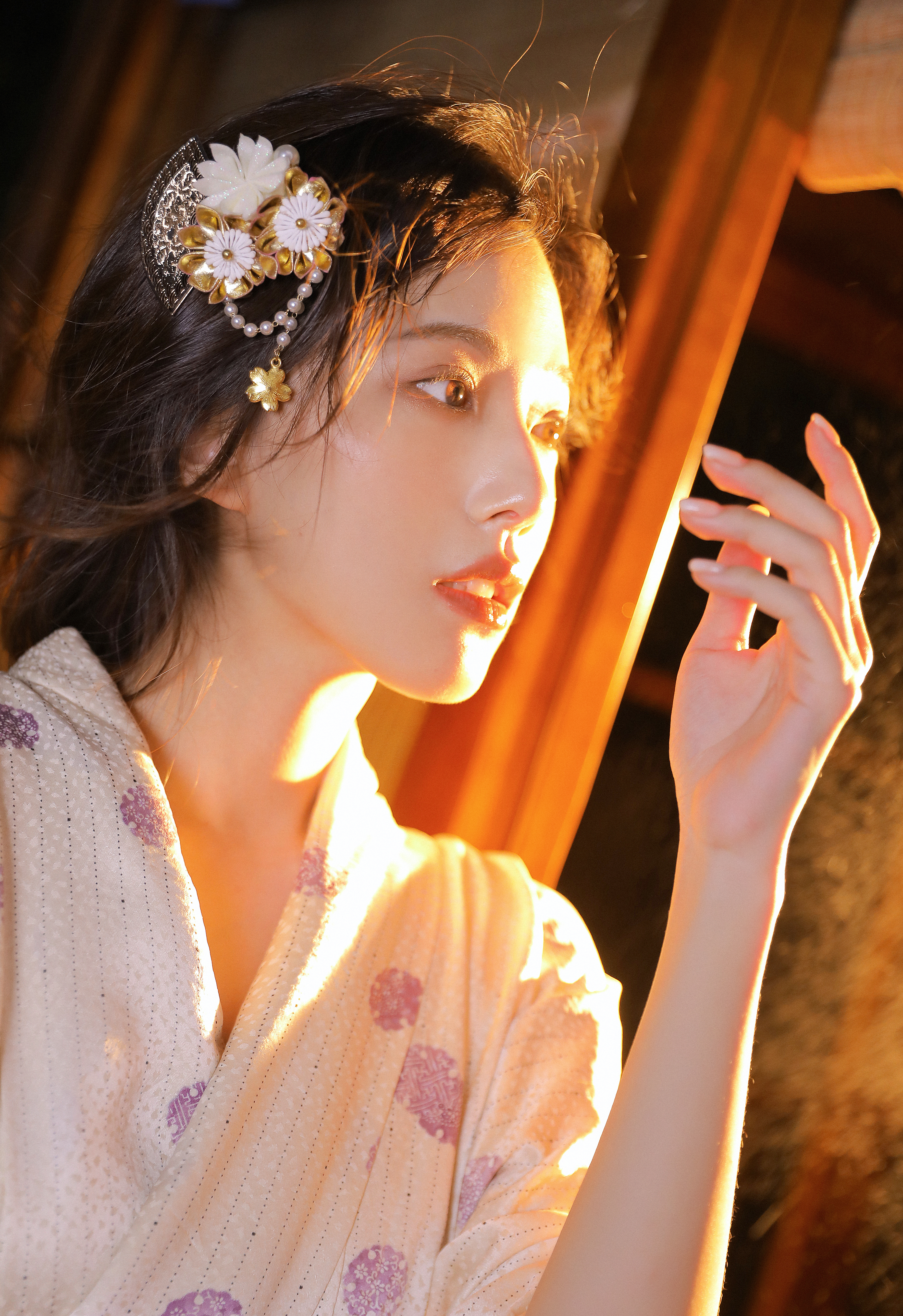 冰蓝色自带仙气杀气的古风壁纸,好看的壁纸女生仙气可爱卡通古风