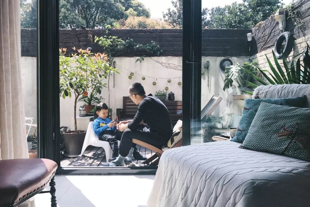 最便宜上海独栋小别墅,花2500租了一个大别墅