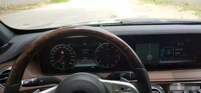 跟着公安局领导开车有前途吗,帮领导开车有前途么