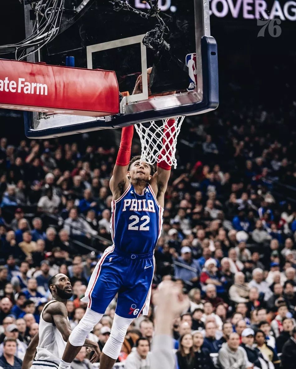 掘金上演18分大逆转全过程,一场惨败却让掘金保留一丝希望