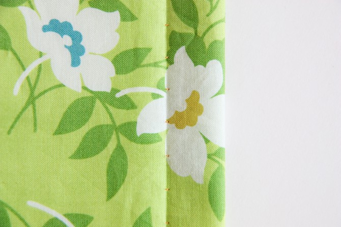 百褶裙有点大了解决小技巧,一条白色百褶裙有多好穿