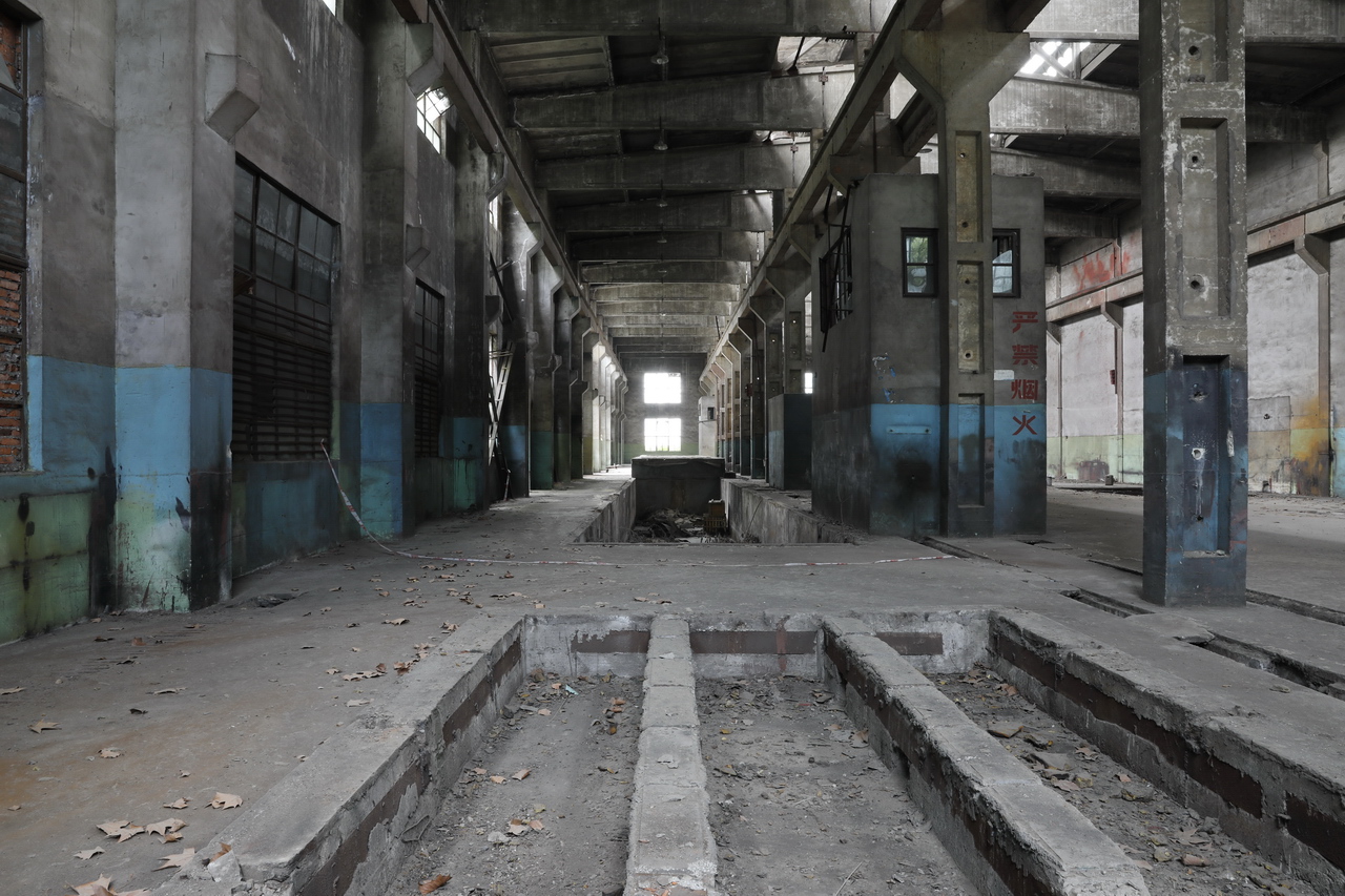 武汉轻型汽车制造厂,武汉特种车制造厂