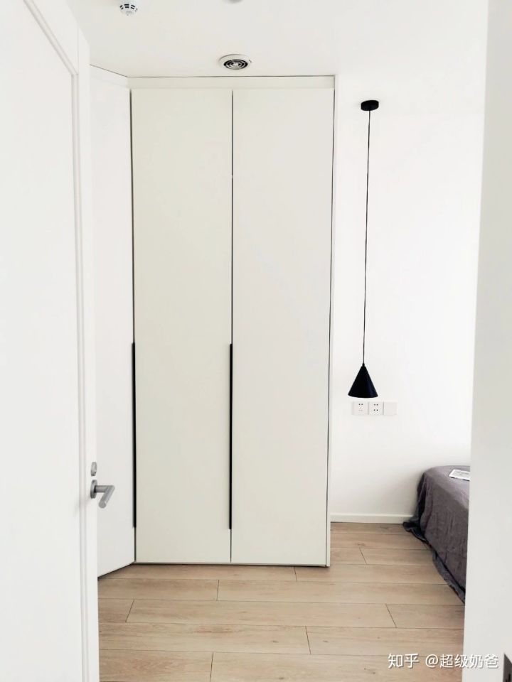 她买下40㎡自己住​，功能一个不少，却能住出100㎡的宽敞