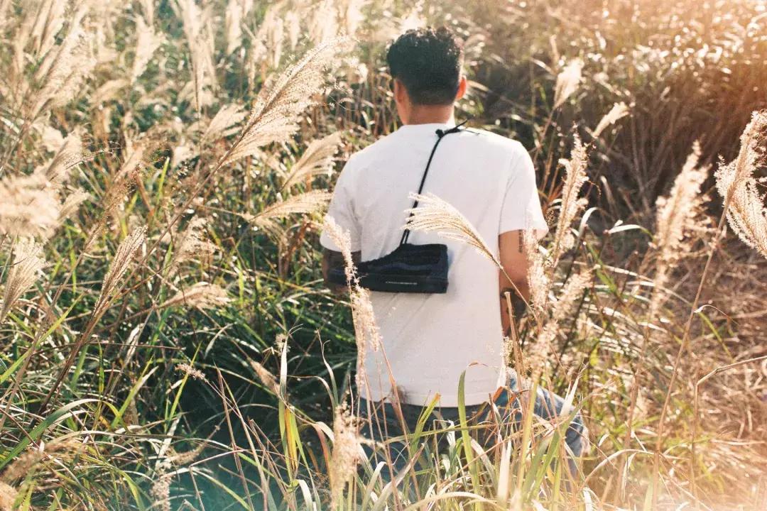 陈冠希发布新鞋,陈冠希新鞋阿甘鞋