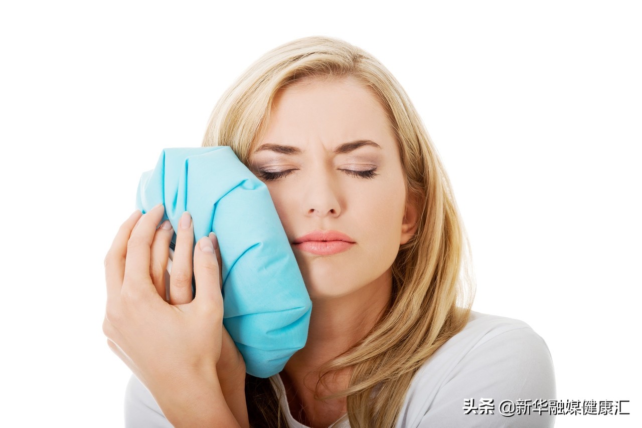 周围性面瘫不要怕,按摩几下全没了